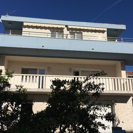 Apartmani Mane トロギール エクステリア 写真