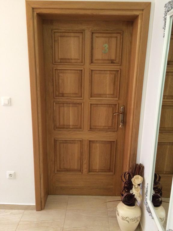 Apartmani Mane トロギール エクステリア 写真