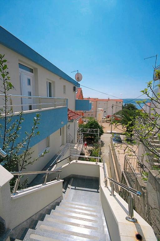 Apartmani Mane トロギール エクステリア 写真