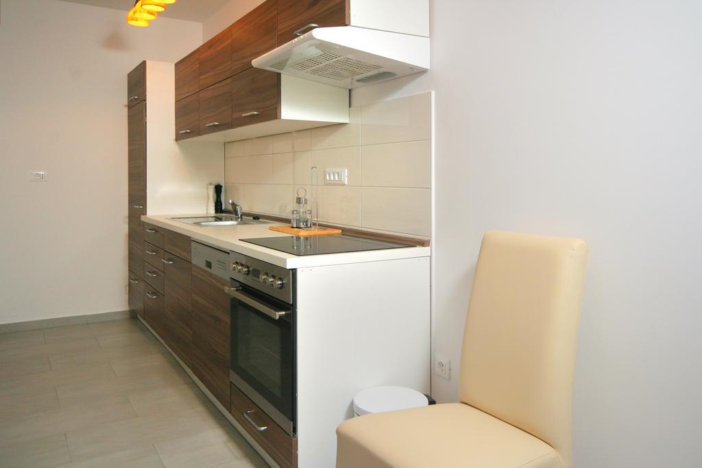 Apartmani Mane トロギール エクステリア 写真