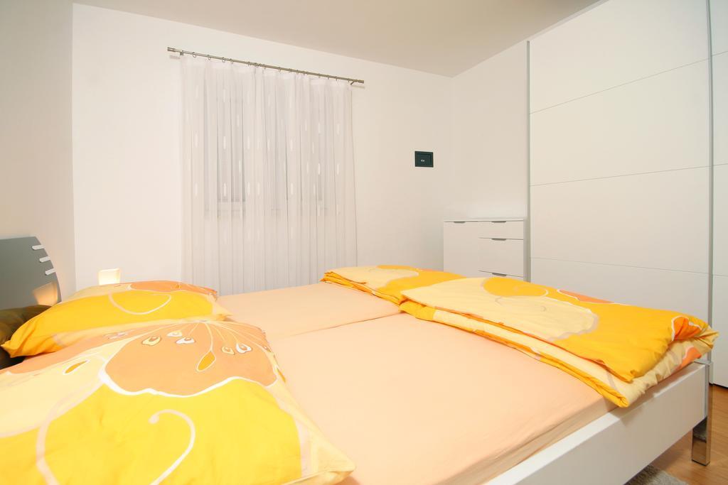 Apartmani Mane トロギール エクステリア 写真